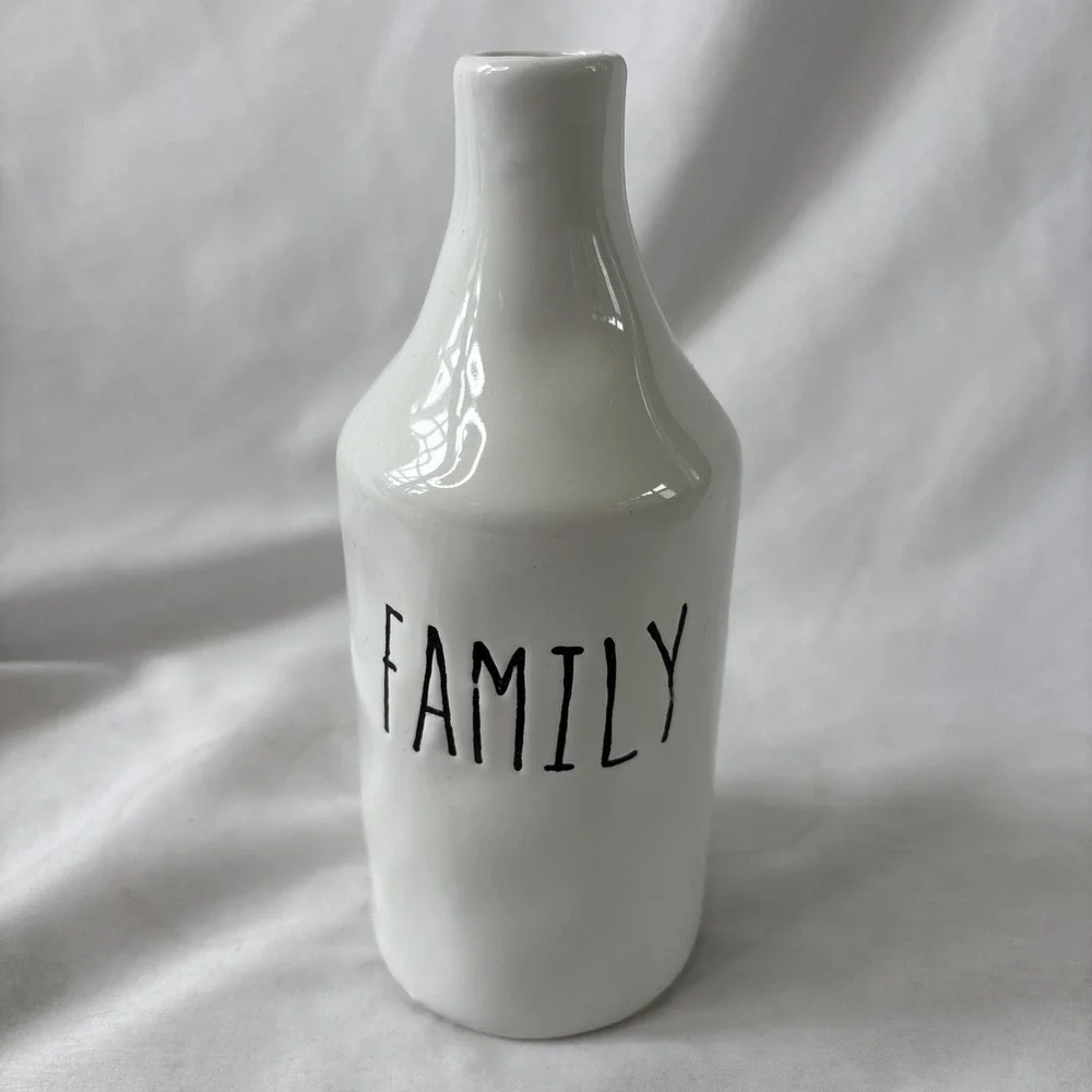 Pier 1 Imports‎ FAMILY White Ceramic Vase 7.5